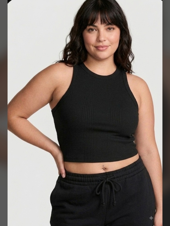 PINK Victoria's Secret Tops - PINK Victoria's Secret Black Ribbed Cropped Tank w/ Shelf Bra XXL NWT